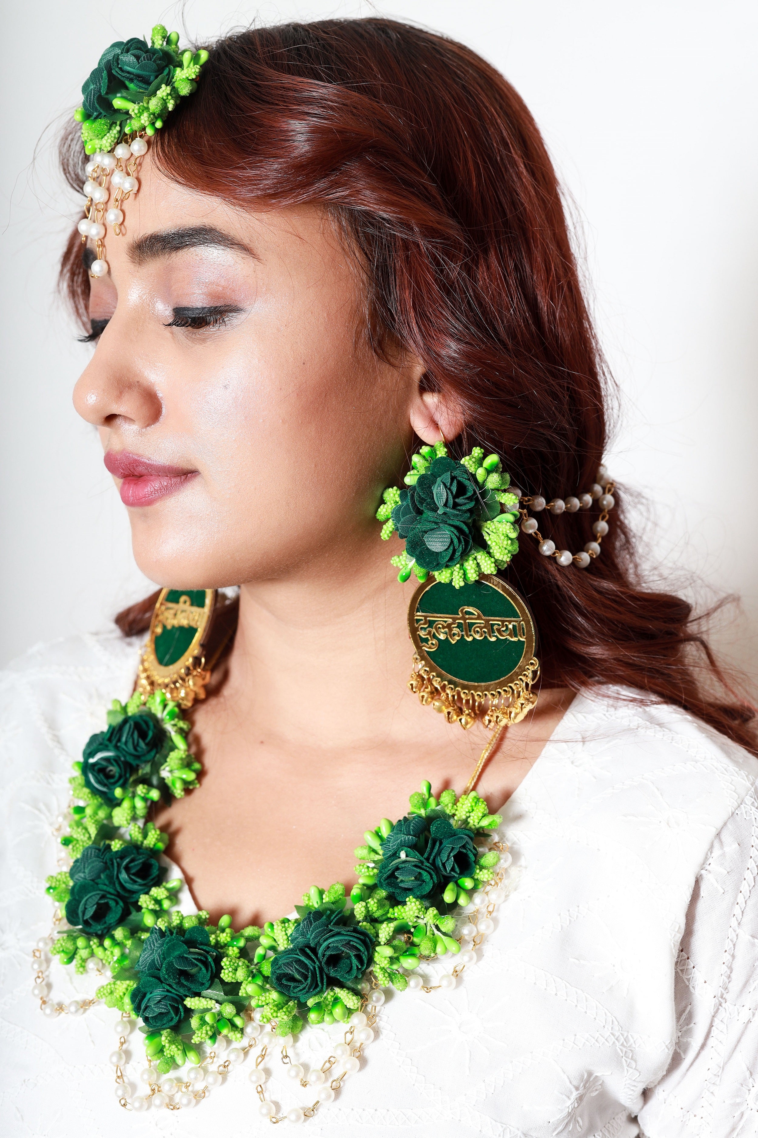 Personalized Dark Green Floral Jewelry Set with Earrings & Pearl Detailing for Haldi, Mehendi & Bridal Functions