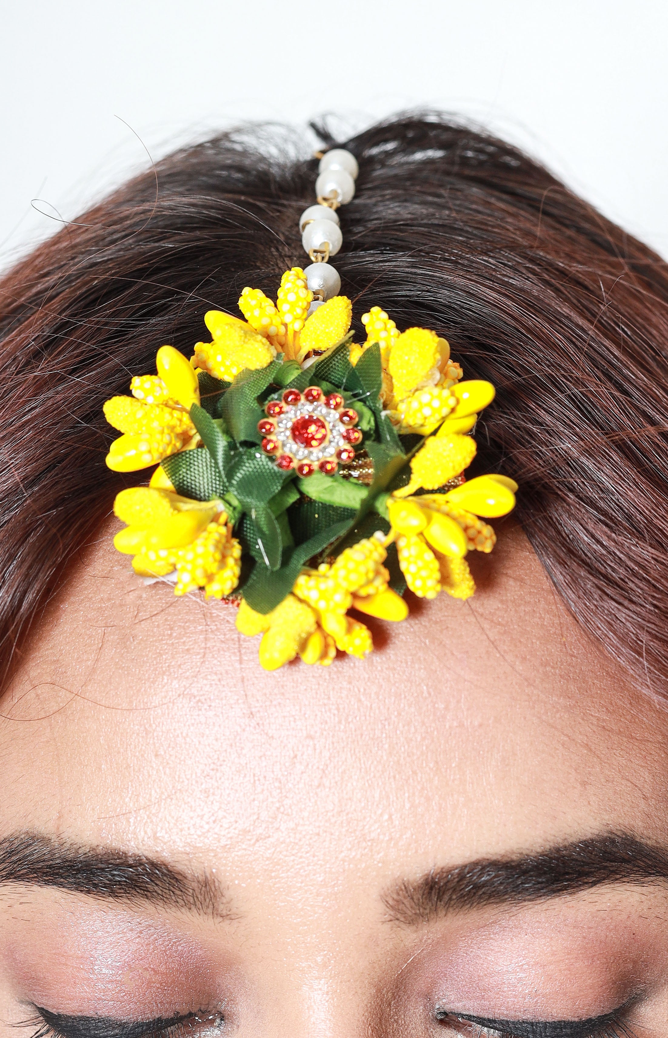 Personalized Yellow Green Floral Jewelry Set with Earrings & Pearl Detailing for Haldi & Mehendi