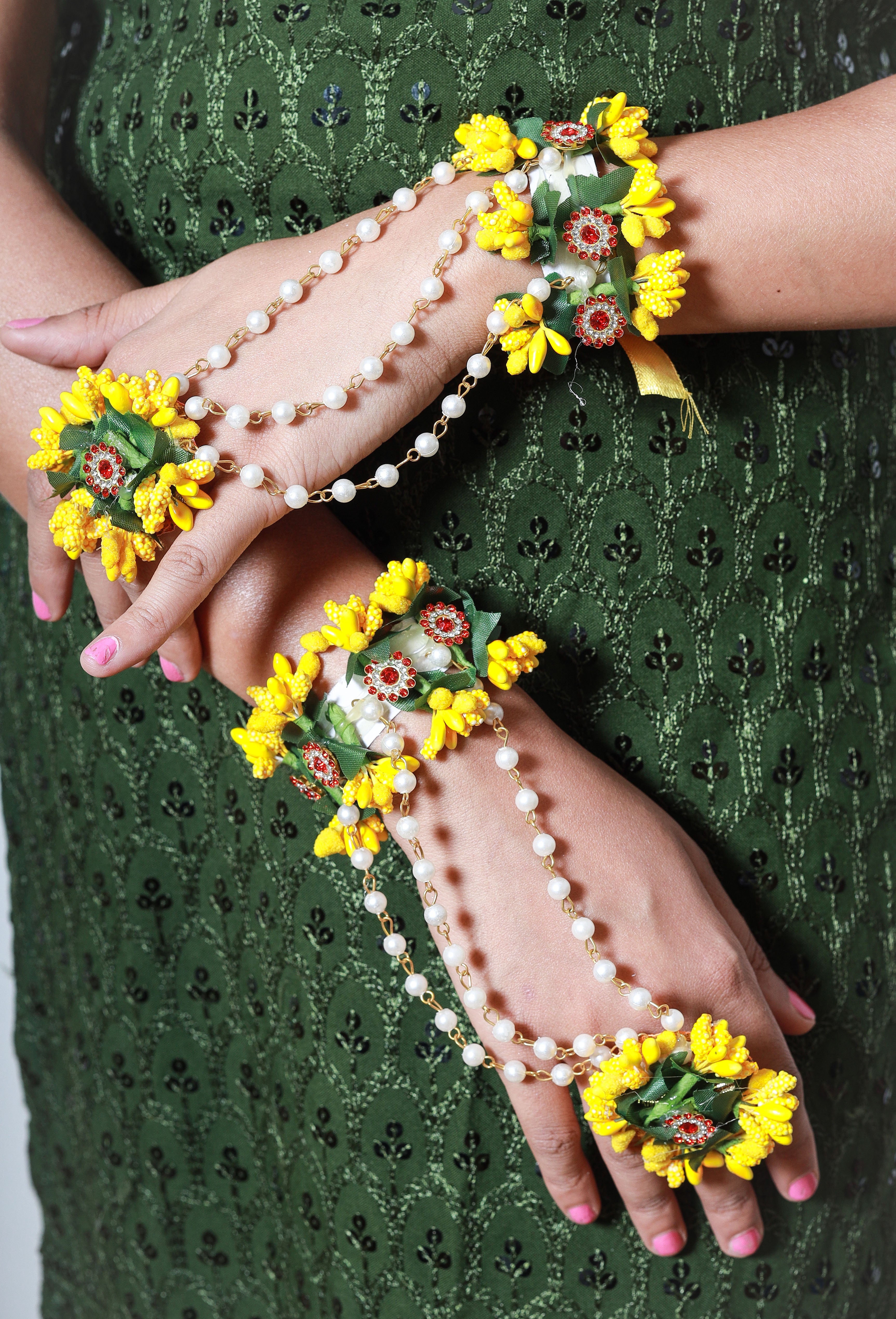 Personalized Yellow Green Floral Jewelry Set with Earrings & Pearl Detailing for Haldi & Mehendi
