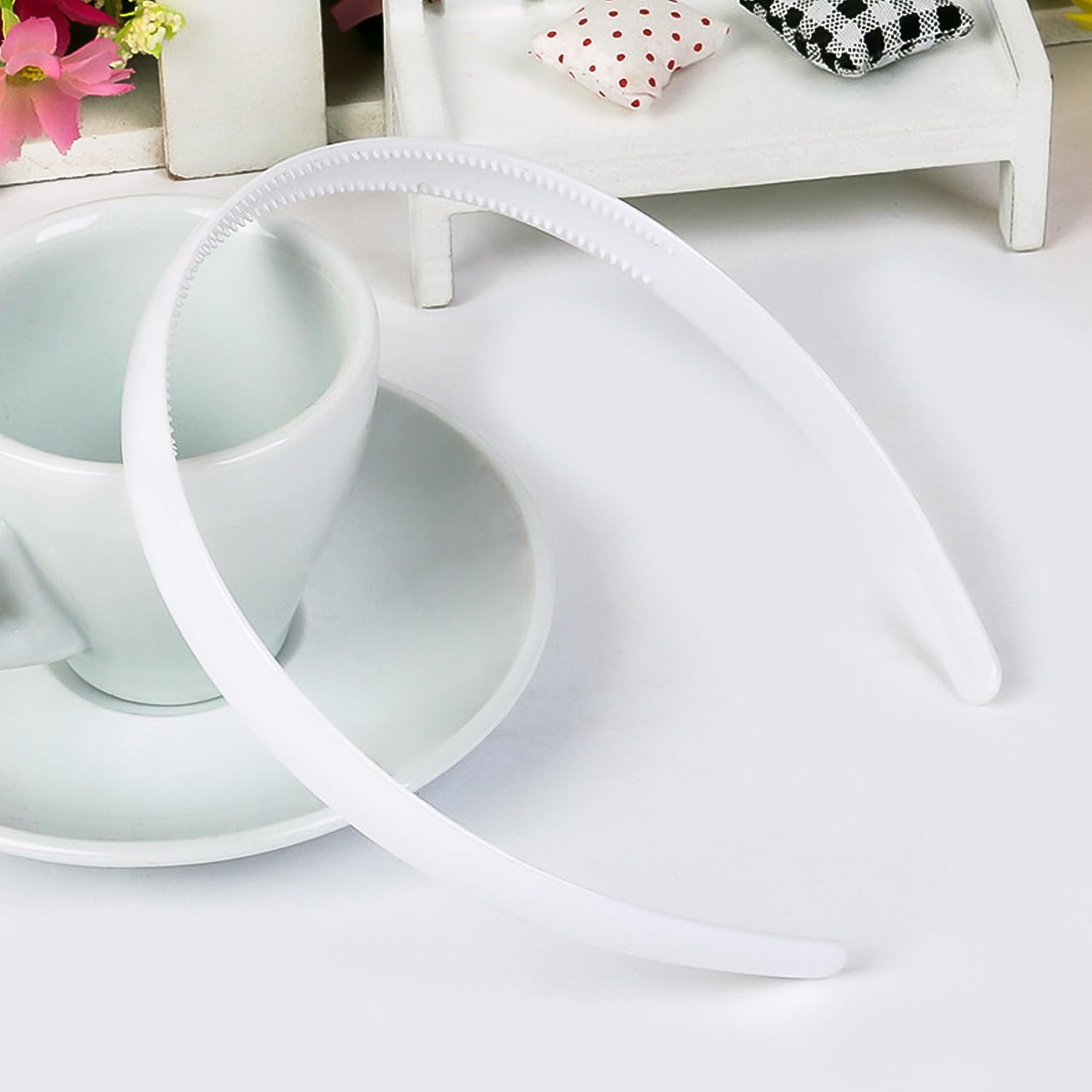 12 Pcs White Plastic Hairbands – Non-Slip Thick & Thin Hair Hair Accessories for Girls