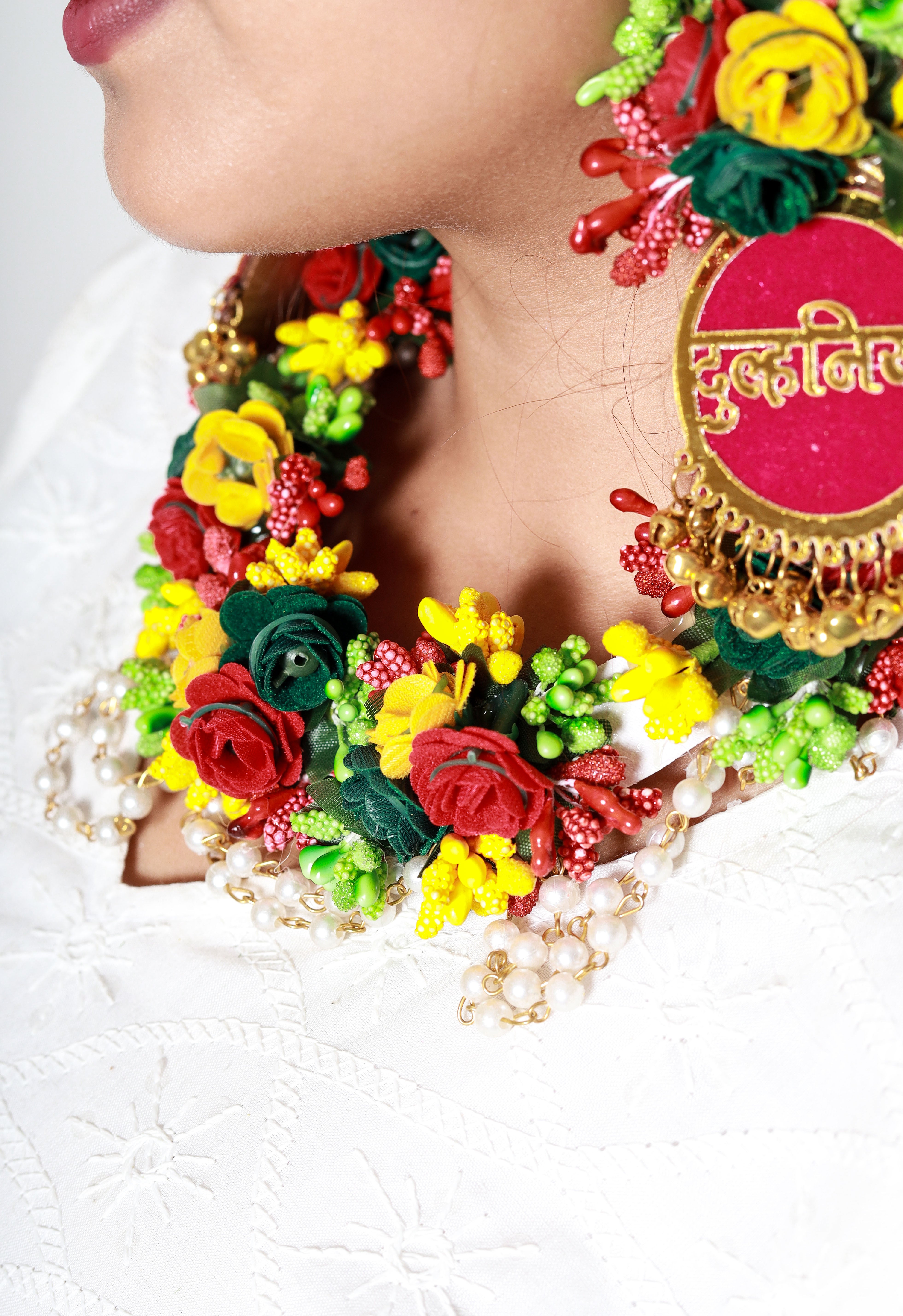 Personalized Multicolor Floral Jewelry Set with Earrings, Maang Tikka & Pearl Detailing for Haldi & Mehendi