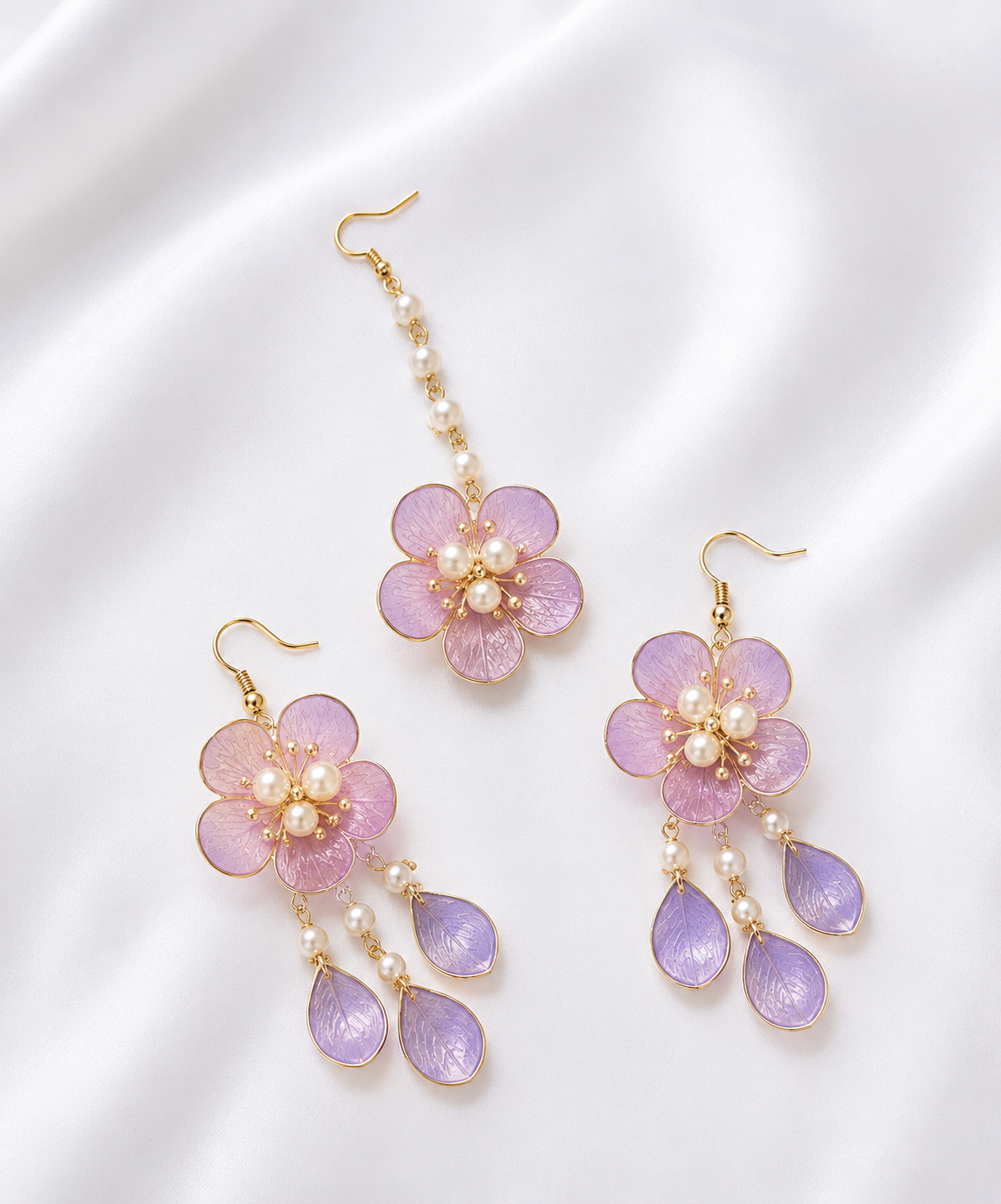 Pastel Purple Floral Jewellery Set for Women | Elegant Flower Earrings & Maang Tikka Set with Pearl Detailing | Bridal Accessories for Haldi, Mehndi, Wedding, Festive & Party Wear