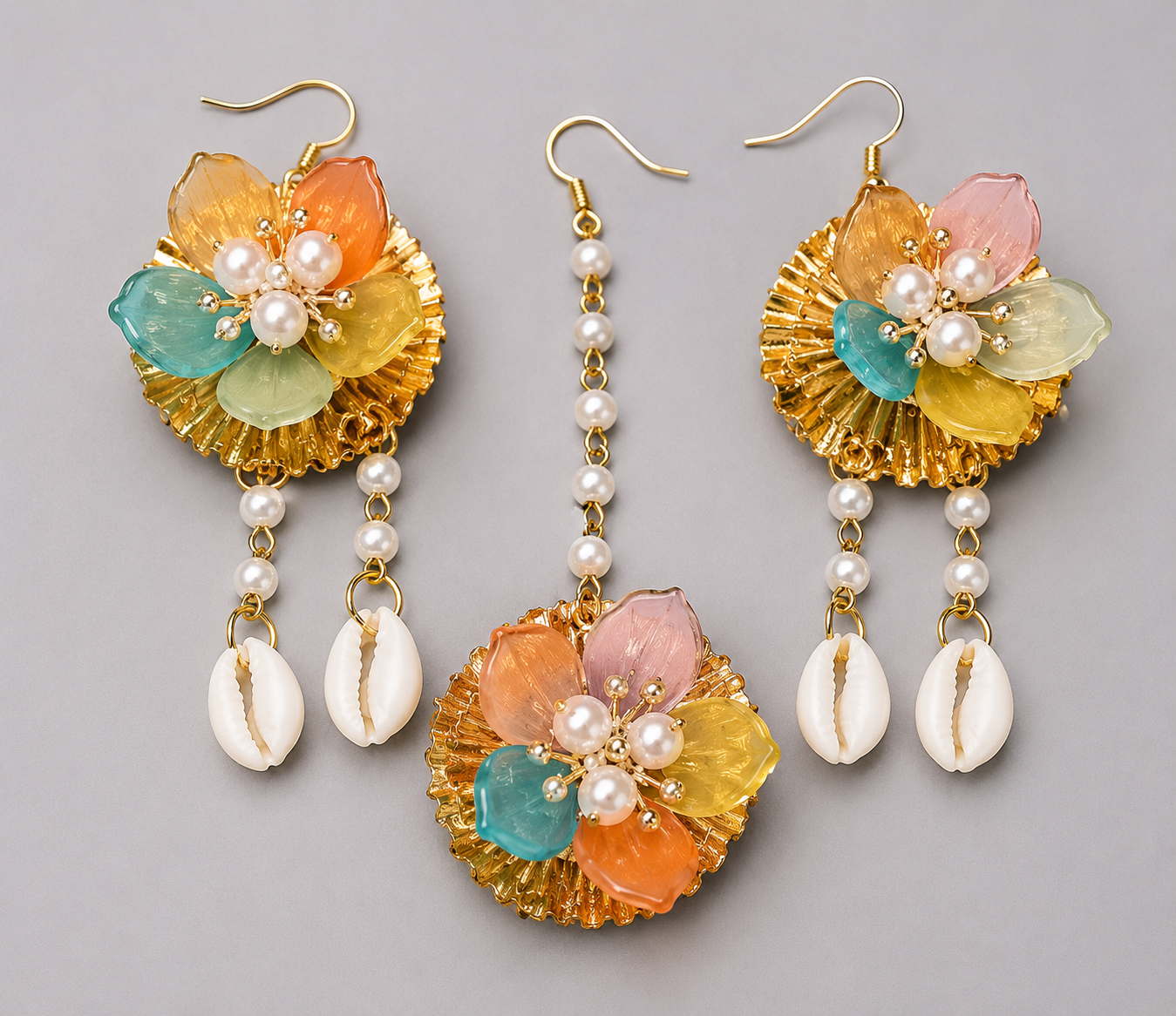Multicolor Floral Bridal Jewellery Set for Women | Shell & Pearl Flower Jewellery Set with Necklace, Earrings, Maang Tikka & Bracelet | Haldi Mehndi Wedding Accessories