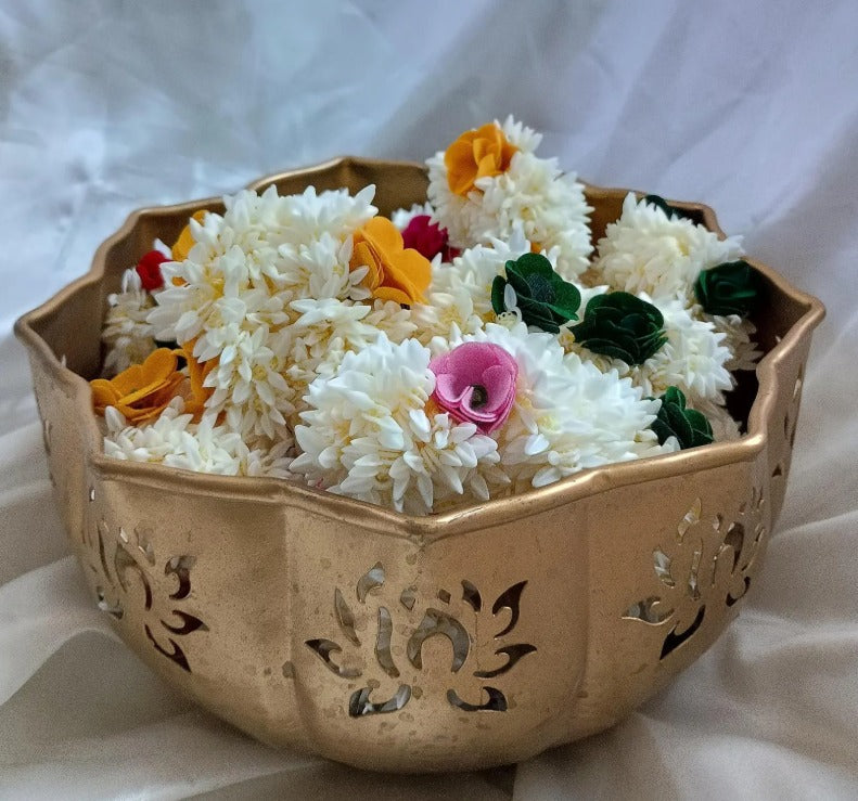 Jasmine With Rose Flower Gajra , Sangeet Haldi Mehndi Ganey Gajra Ganaas Bracelets Mehndi Maroon Kalire ,Indian Wedding Favours for Hair Bun 12 pc